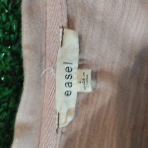 Easel Pink Boxy Blouse with Elbow-Length Sleeves - Picture 2 of 5